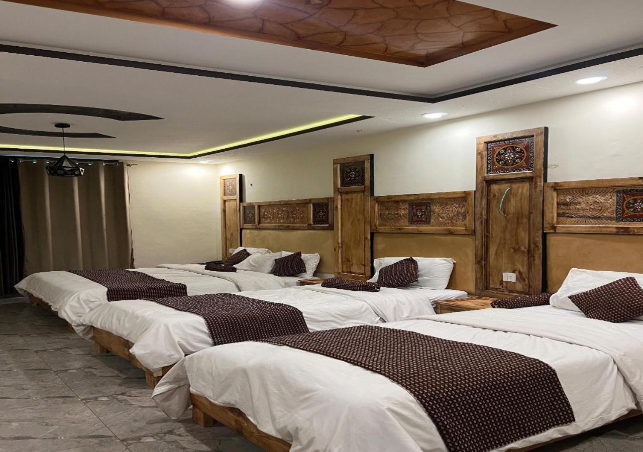 Hotel Birmingham Palace Kalam By Khan Familia Exterior photo